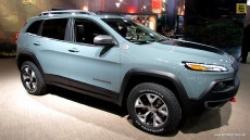 2014 Jeep Cherokee Trailhawk Debut at 2013 NY Auto Show