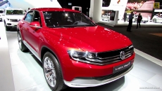 2015 Volkswagen Cross Coupe Hybrid HDI at 2013 Detroit Auto Show