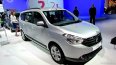 2013 Dacia Lodgy at 2012 Paris Auto Show
